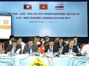 越老泰三国副外长级会议在越南广治省召开 